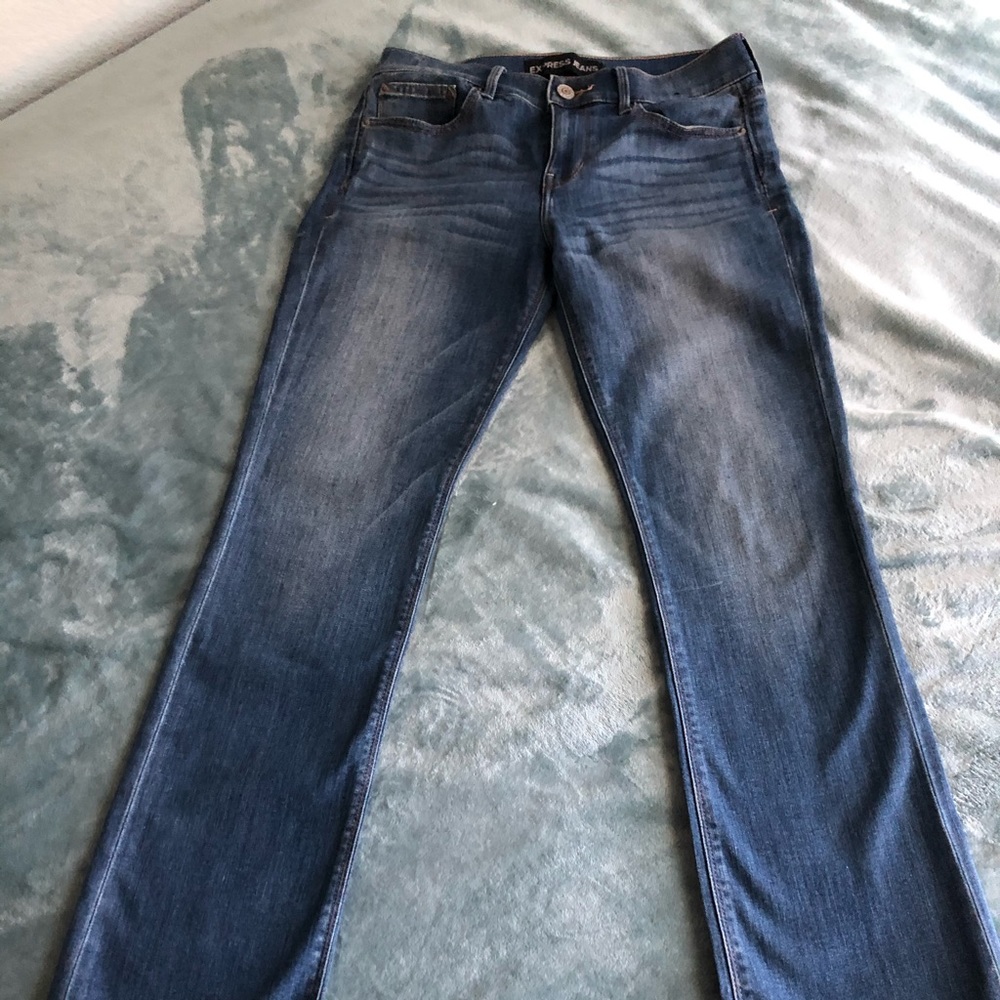 Express Jeans - Picture 2 of 3
